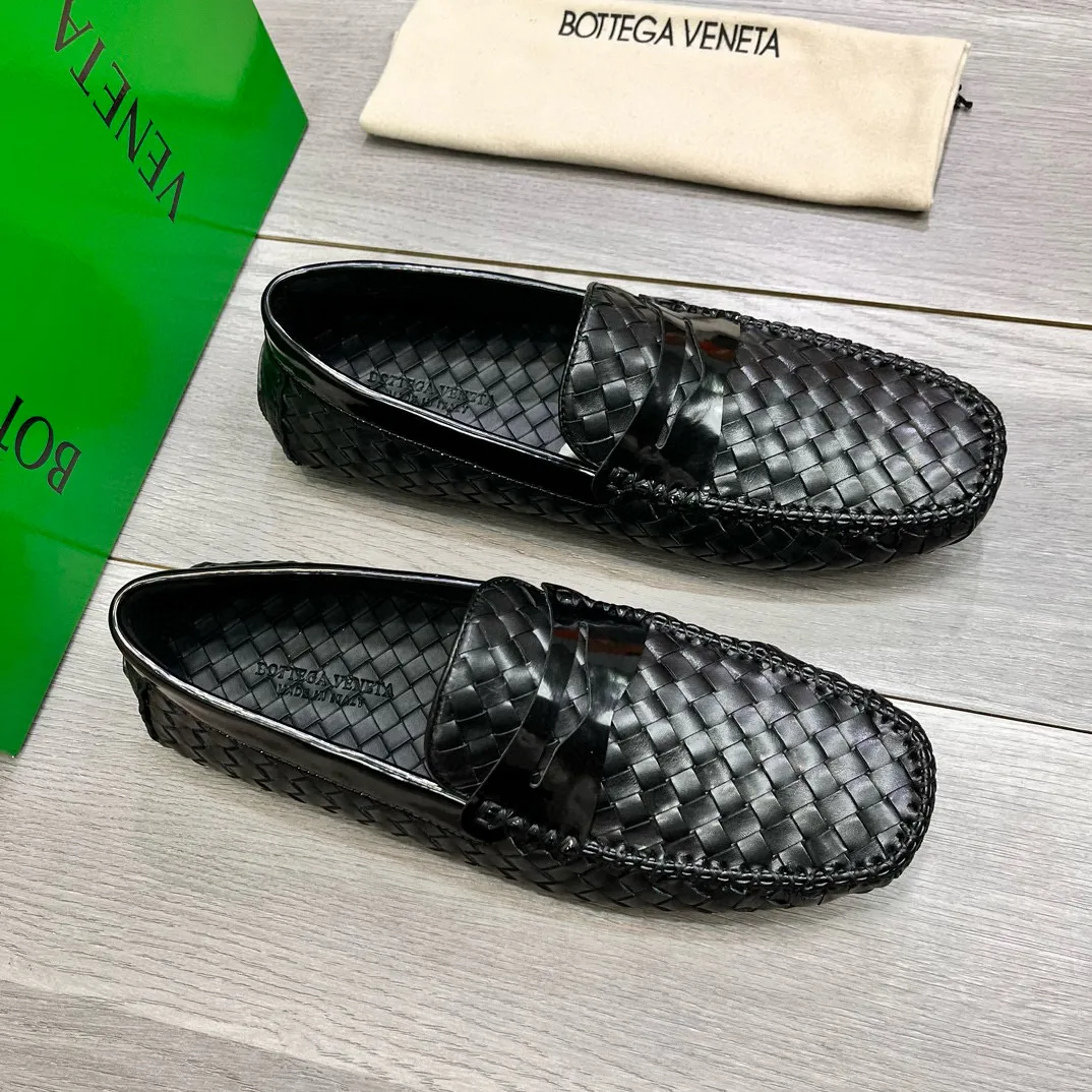 Factory price: 420💰BV new men's shoes original replica👉👉High-end men's casual beanie shoes/💞driving shoes! 🔊Upper imported cowhide woven, ☑️Sheepskin lining, one-step design, light and smart ☮☮Suitable for all kinds of travel, exclusive new style, real shot, size 38-44, (45 can be customized)